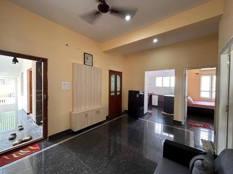 New 2Bhk Furnished Flat Mysore 2Km From Gokulam Villa ภายนอก รูปภาพ